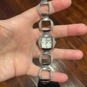 Women’s watch bracelet